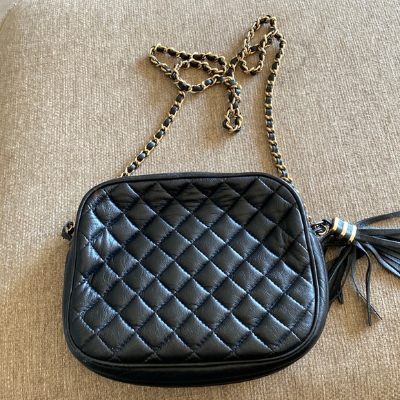 GENUINE LEATHER black quilted cross-body chain strap tassel VINTAGE purse charm - Picture 1 of 5